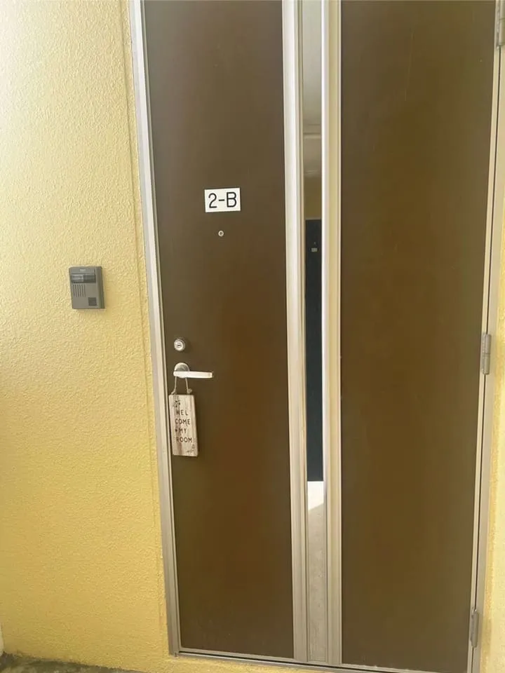 タイ古式マッサージ店の入り口